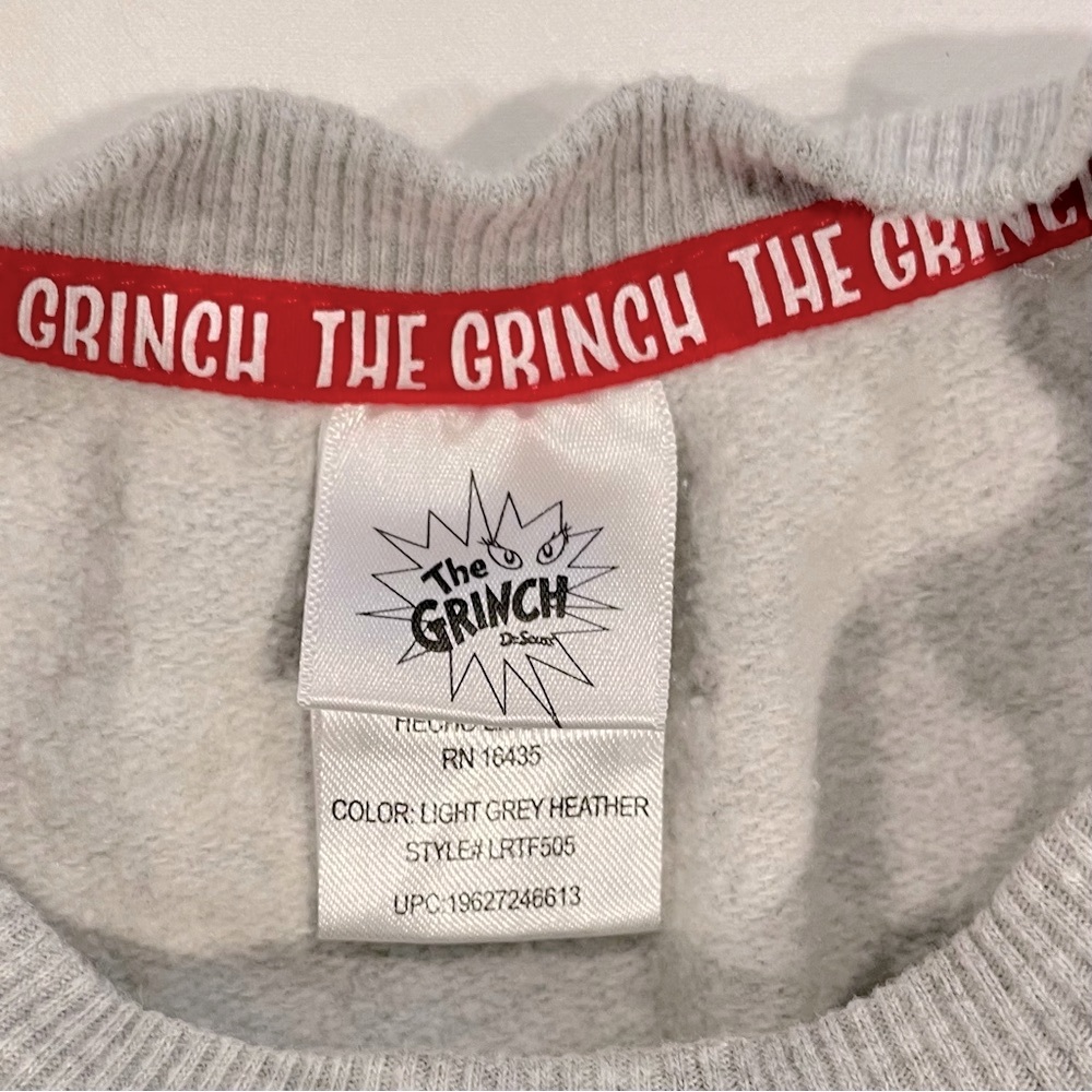 How The Grinch Stole Christmas Sweatshirt Boys 5T Girls Dr Seuss Cindy Lou Who - Picture 4 of 5